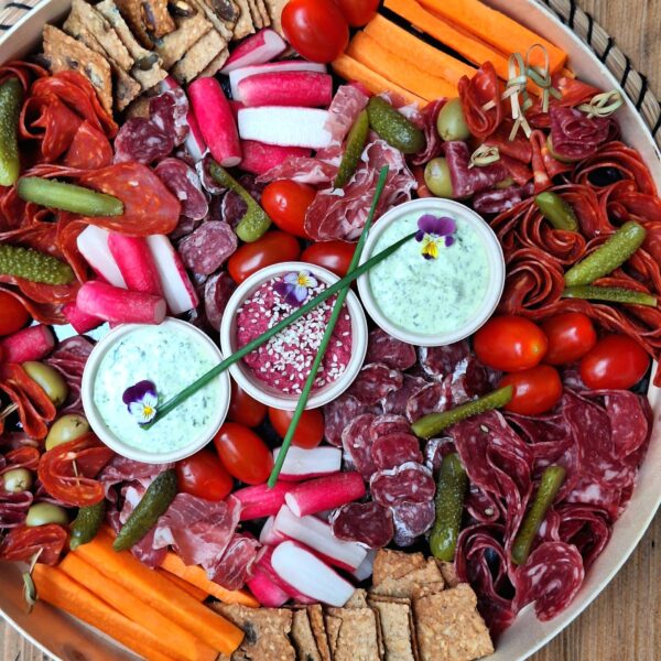 Plateau Charcuterie & Crudités 600g | 1kg – Image 1
